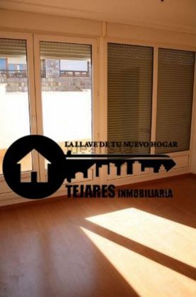 Foto 1 de Venta de ático en Carretas - Huerta de Marzo - La Pajarita de 5 habitaciones con terraza y balcón