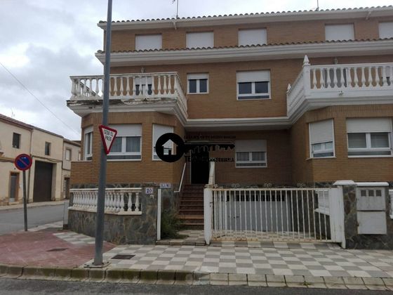 Foto 1 de Casa en venda a Pedro Lamata - San Pedro Mortero de 5 habitacions amb terrassa i balcó