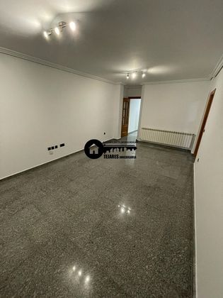 Foto 1 de Alquiler de piso en Carretas - Huerta de Marzo - La Pajarita de 3 habitaciones con garaje y ascensor
