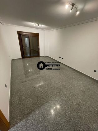 Foto 2 de Alquiler de piso en Carretas - Huerta de Marzo - La Pajarita de 3 habitaciones con garaje y ascensor