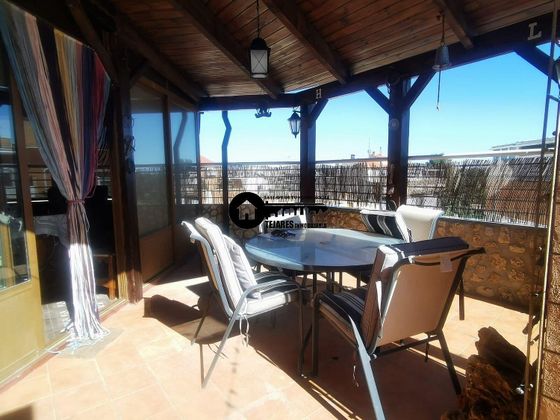 Foto 2 de Dúplex en venda a San Pablo - Santa Teresa de 3 habitacions amb terrassa i garatge