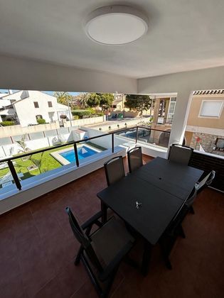 Foto 2 de Casa en lloguer a avenida De la Playa de 3 habitacions amb terrassa i piscina