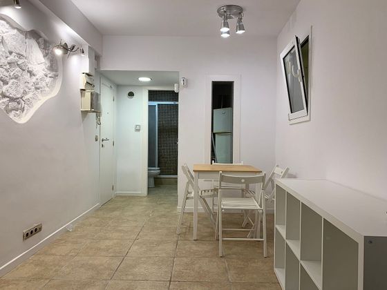 Foto 1 de Venta de piso en Sants de 1 habitación y 38 m²