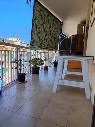 Foto 1 de Pis en venda a Artigas - Llefià de 3 habitacions amb balcó i calefacció