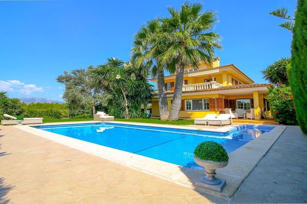 Foto 1 de Xalet en venda a Es Garrovers de 6 habitacions amb terrassa i piscina