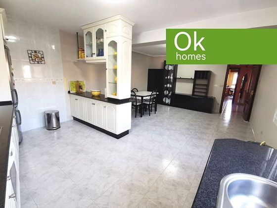 Foto 2 de Piso en venta en Laracha (A) de 3 habitaciones con calefacción
