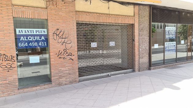 Foto 2 de Local en alquiler en Camino de Ronda - Rosaleda de 92 m²