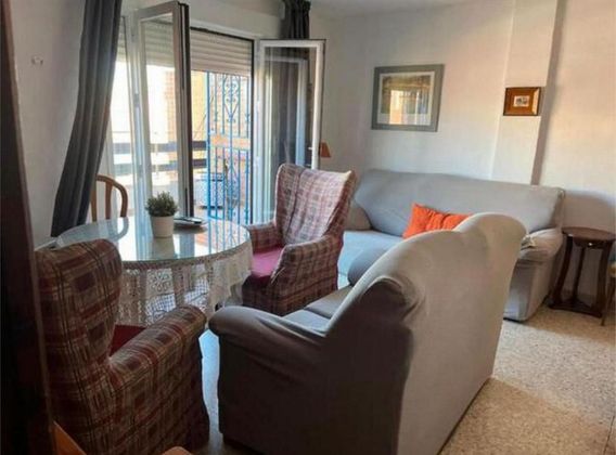 Foto 2 de Àtic en lloguer a Camino de Ronda - Rosaleda de 3 habitacions amb terrassa i mobles