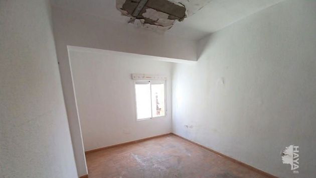 Foto 1 de Venta de piso en calle Aragon de 3 habitaciones con balcón y ascensor
