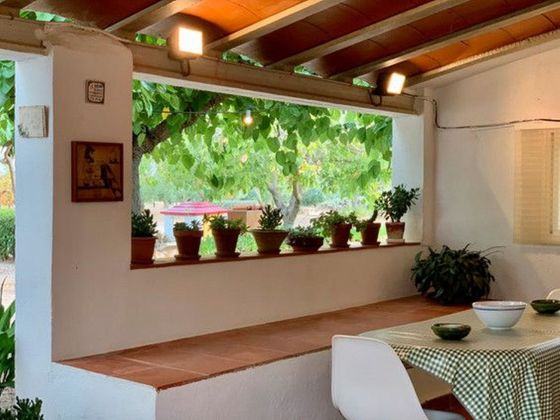 Foto 2 de Casa rural en venta en paseo De L'estació de 1 habitación con jardín