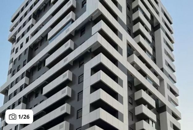 Foto 1 de Venta de piso en Nou Eixample Sud de 3 habitaciones con terraza y aire acondicionado