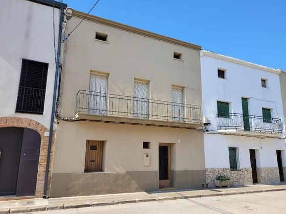 Foto 1 de Casa en venda a avenida De Catalunya de 4 habitacions amb terrassa i garatge