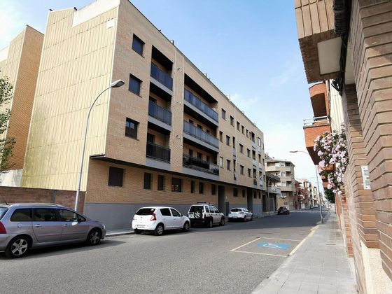 Foto 1 de Pis en venda a calle De Josep Casanoves de 3 habitacions amb garatge i balcó