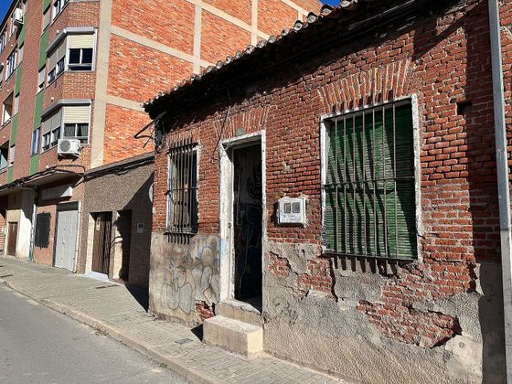 Foto 2 de Casa adossada en venda a Medina del Campo de 2 habitacions amb garatge