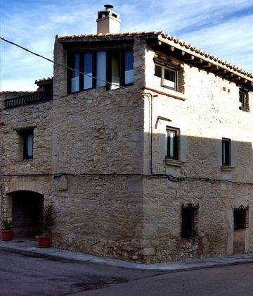 Foto 2 de Venta de casa en Tírig de 4 habitaciones con terraza y aire acondicionado