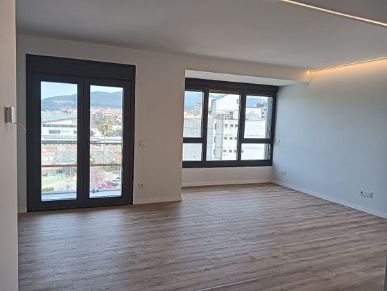 Foto 2 de Venta de piso en Vilagarcía de 3 habitaciones con garaje y calefacción