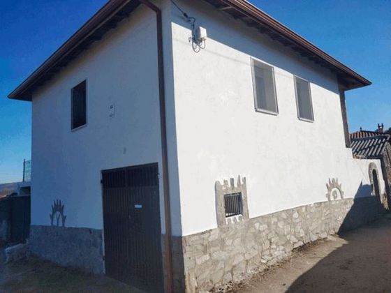 Foto 1 de Casa en venda a calle As Cortes Lobios de 2 habitacions amb terrassa i garatge