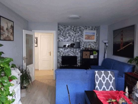 Foto 1 de Venta de piso en Monforte de Lemos de 3 habitaciones con garaje y jardín