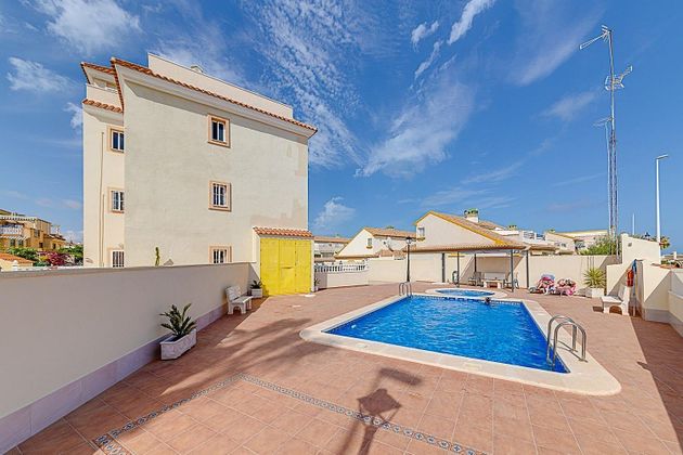 Foto 1 de Pis en venda a Cabo Roig - La Zenia de 2 habitacions amb piscina