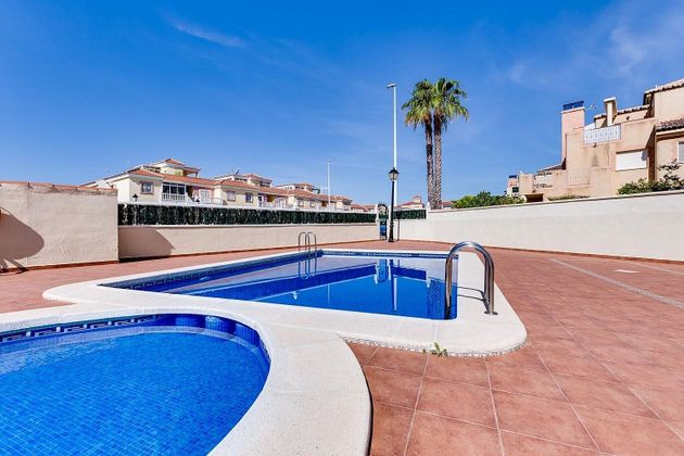 Foto 2 de Pis en venda a Cabo Roig - La Zenia de 2 habitacions amb piscina