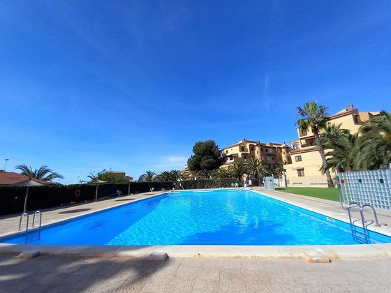 Foto 2 de Estudi en venda a Nueva Torrevieja - Aguas Nuevas amb terrassa i piscina