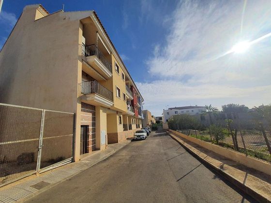 Foto 1 de Dúplex en venda a San Miguel de Salinas de 3 habitacions amb terrassa i garatge