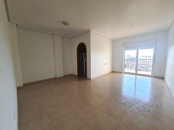 Foto 2 de Dúplex en venda a San Miguel de Salinas de 3 habitacions amb terrassa i garatge