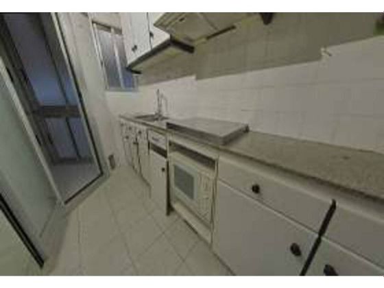 Foto 2 de Pis en venda a Artigas - Llefià de 3 habitacions amb ascensor