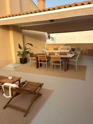 Foto 2 de Casa en venda a calle D'antoni Blanc de 4 habitacions amb terrassa i balcó