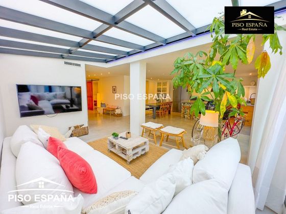 Foto 2 de Pis en lloguer a Ciutat Jardí de 3 habitacions amb terrassa i mobles