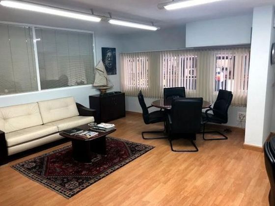 Foto 1 de Oficina en venda a Centro - Alicante de 300 m²