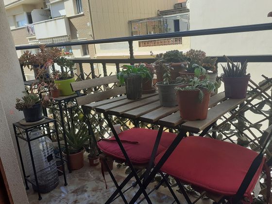 Foto 2 de Piso en venta en Les Roquetes de 3 habitaciones con terraza y balcón