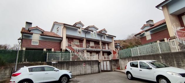 Foto 1 de Venta de dúplex en Astillero (El) de 3 habitaciones con garaje y balcón