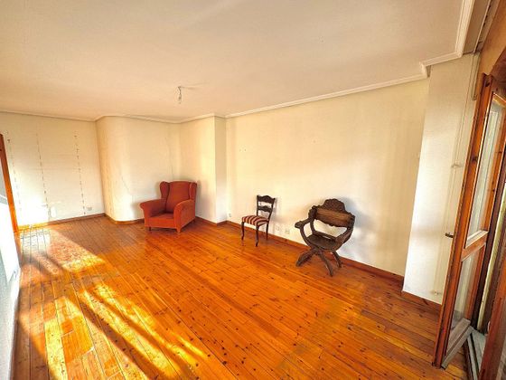 Foto 2 de Pis en venda a Alisal - Cazoña - San Román de 4 habitacions amb garatge i balcó