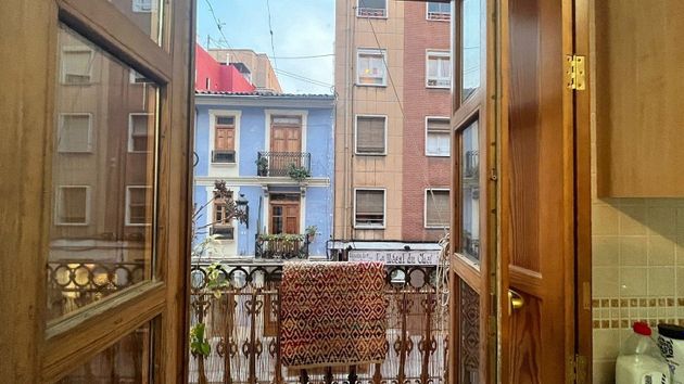 Foto 1 de Venta de piso en Russafa de 1 habitación con terraza y balcón