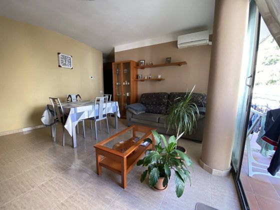 Foto 2 de Piso en venta en Canet de Mar de 3 habitaciones con garaje y balcón