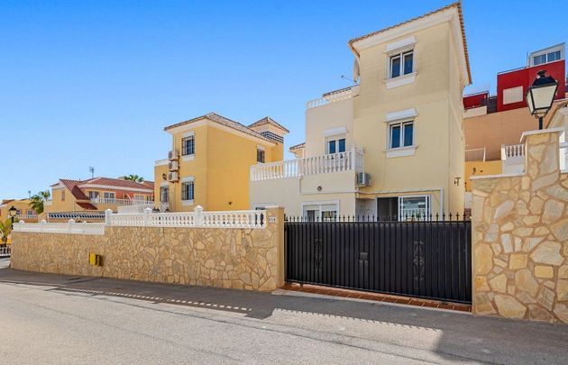 Foto 2 de Xalet en venda a Mazarrón ciudad de 3 habitacions amb terrassa i piscina