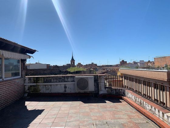 Foto 1 de Pis en venda a Casco Antiguo de 4 habitacions amb terrassa i aire acondicionat