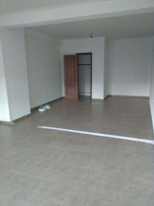 Foto 2 de Alquiler de piso en Centro - Murcia de 3 habitaciones con aire acondicionado