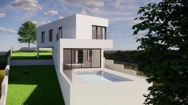 Foto 1 de Casa rural en venta en Altorreal de 3 habitaciones con terraza y piscina