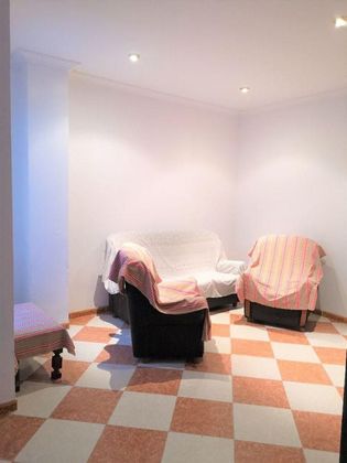 Foto 1 de Xalet en venda a Morón de la Frontera de 3 habitacions amb terrassa i garatge
