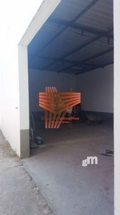 Foto 2 de Chalet en venta en Morón de la Frontera de 6 habitaciones con piscina y garaje