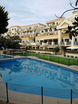 Foto 1 de Estudio en alquiler en Elviria con terraza y piscina