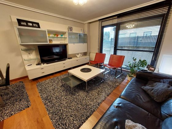 Foto 2 de Venta de piso en Amorebieta-Etxano de 4 habitaciones con terraza y garaje