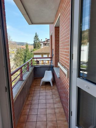 Foto 2 de Venta de piso en Amorebieta-Etxano de 4 habitaciones con garaje y balcón