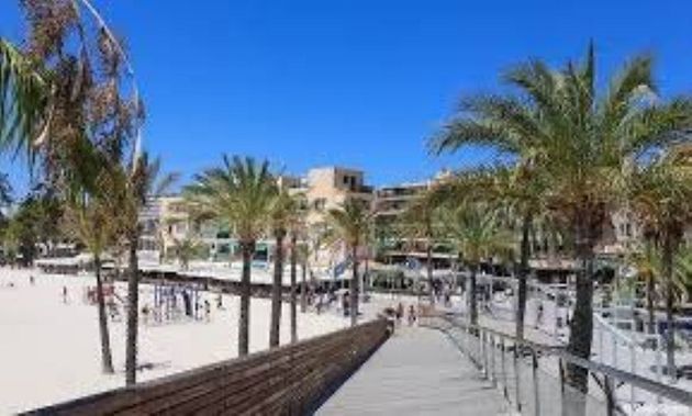 Foto 1 de Pis en venda a Port d'Alcúdia - Platja d'Alcúdia de 5 habitacions amb terrassa i balcó