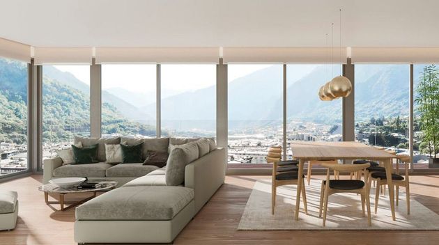 Foto 1 de Piso en venta en Escaldes, les de 2 habitaciones con terraza y balcón