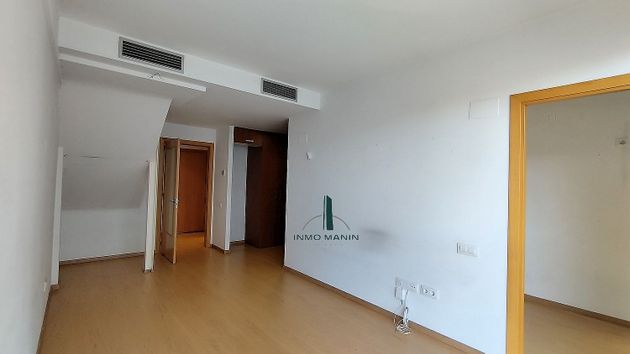 Foto 2 de Ático en venta en Poble Nou - Zona Esportiva de 2 habitaciones con terraza y aire acondicionado