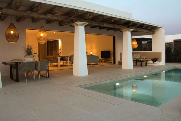 Foto 1 de Chalet en venta en calle Pinsa de 3 habitaciones con terraza y piscina