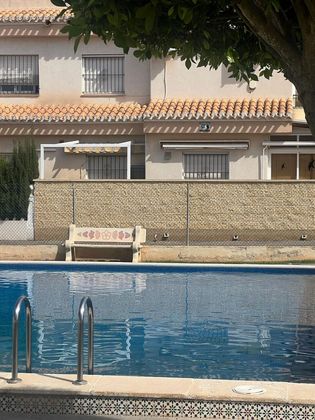 Foto 2 de Alquiler de casa en calle Nicolás de Bussi de 3 habitaciones con terraza y piscina